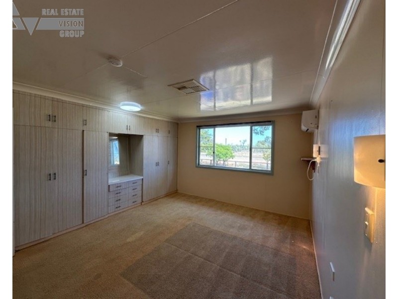 126 Caringal Rd, Emerald QLD 4720