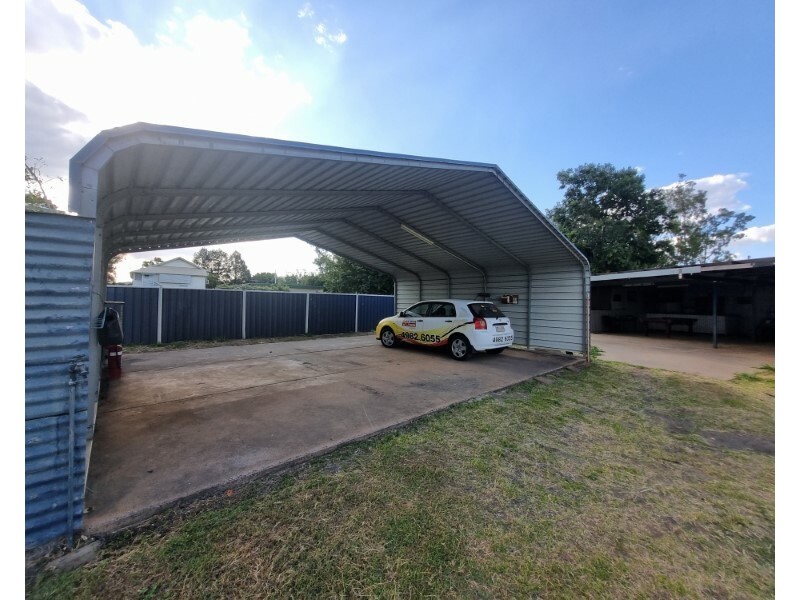 2 Church St, Bluff QLD 4702