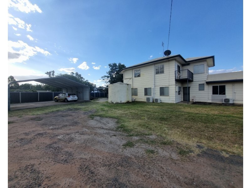 2 Church St, Bluff QLD 4702