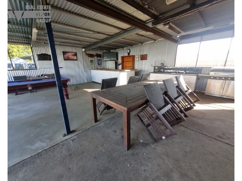 2 Church St, Bluff QLD 4702