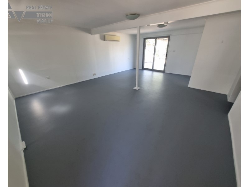 45 Stower St, Blackwater QLD 4717