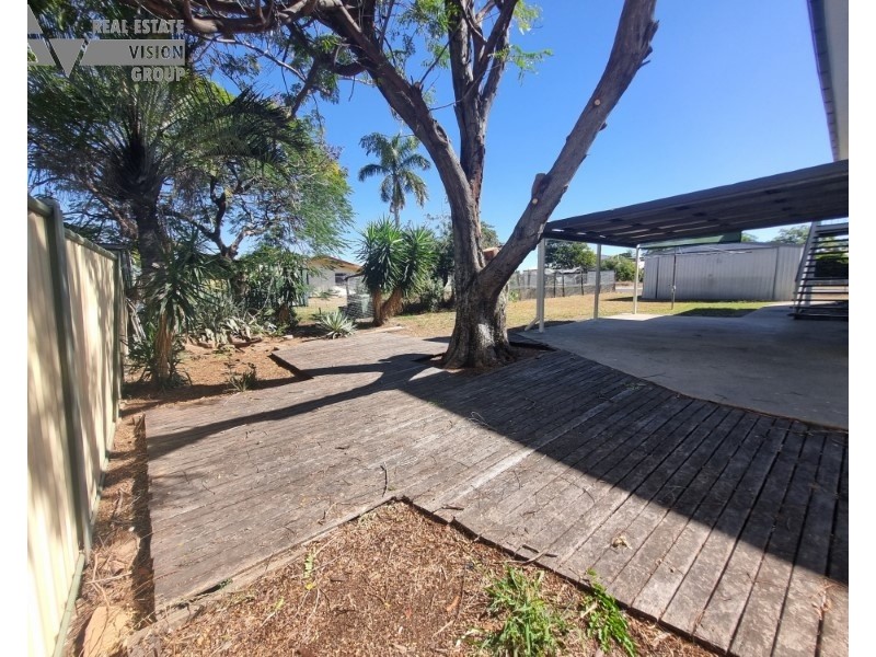 45 Stower St, Blackwater QLD 4717