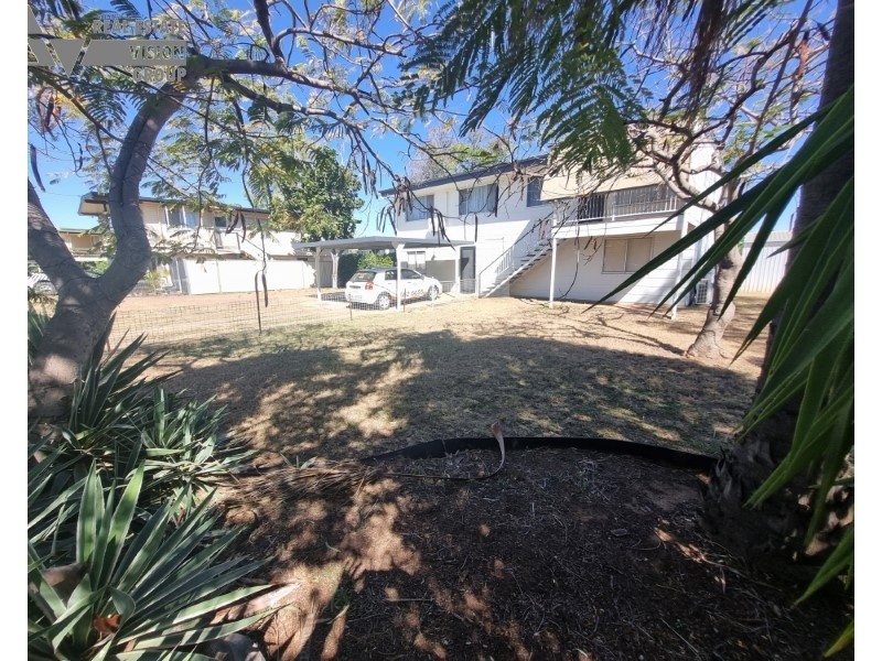 45 Stower St, Blackwater QLD 4717