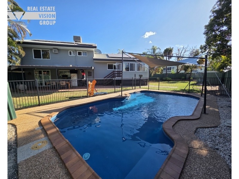 3 Thomas Pl, Emerald QLD 4720