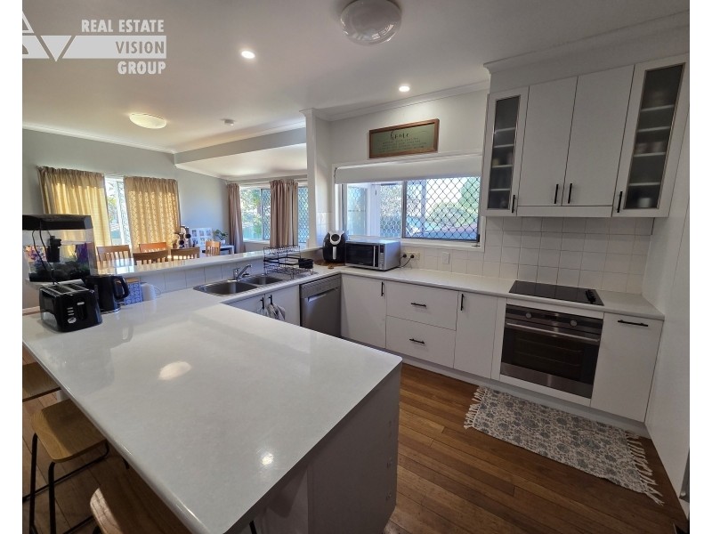 3 Thomas Pl, Emerald QLD 4720