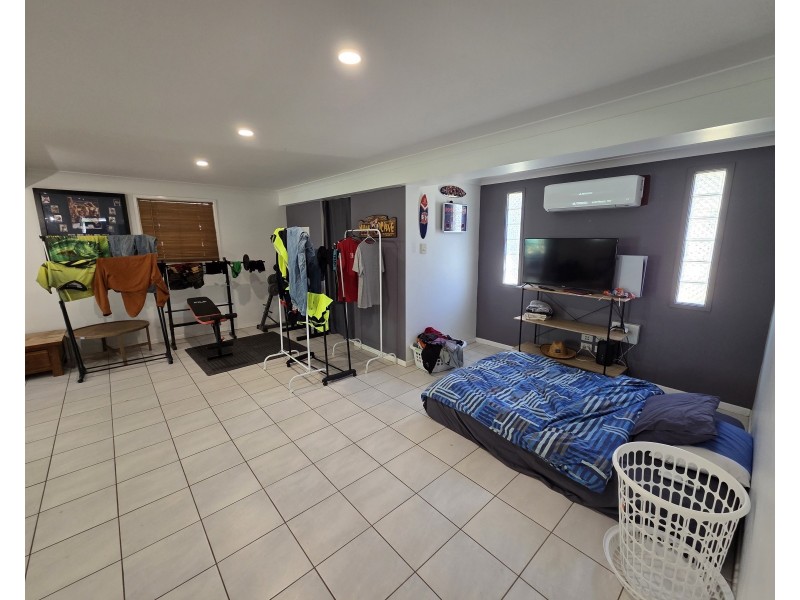 3 Thomas Pl, Emerald QLD 4720