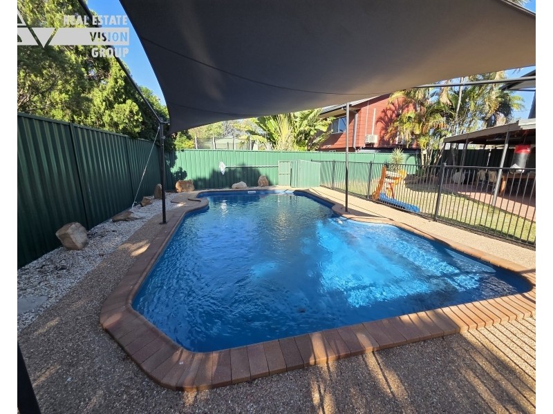 3 Thomas Pl, Emerald QLD 4720