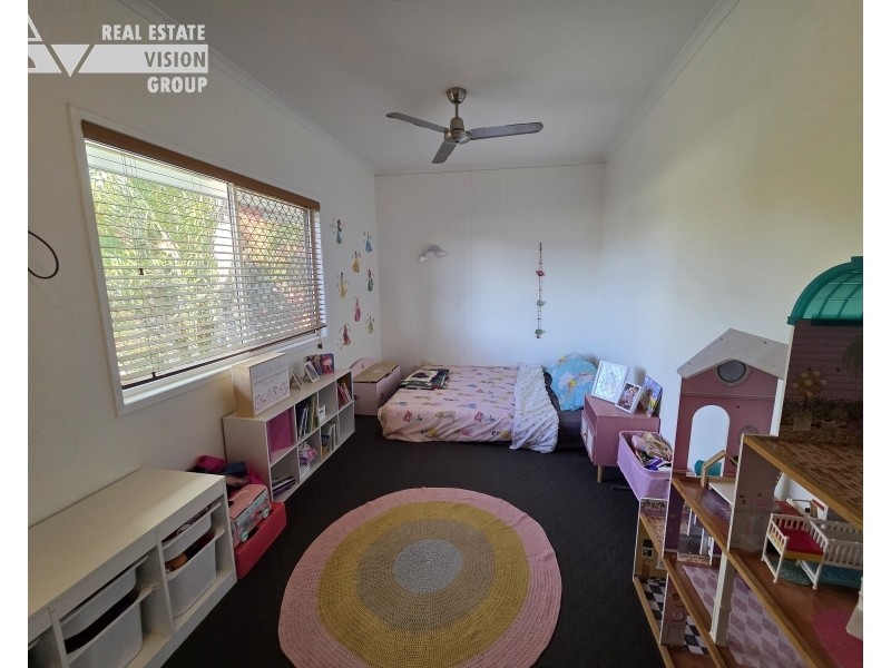3 Thomas Pl, Emerald QLD 4720