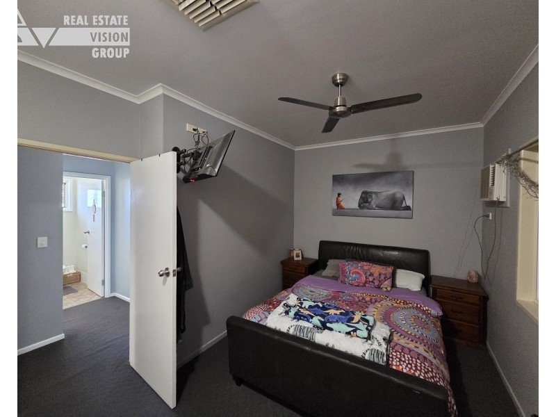 3 Thomas Pl, Emerald QLD 4720