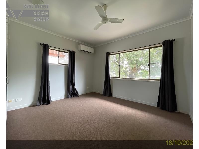 27 Walsh Ave, Blackwater QLD 4717
