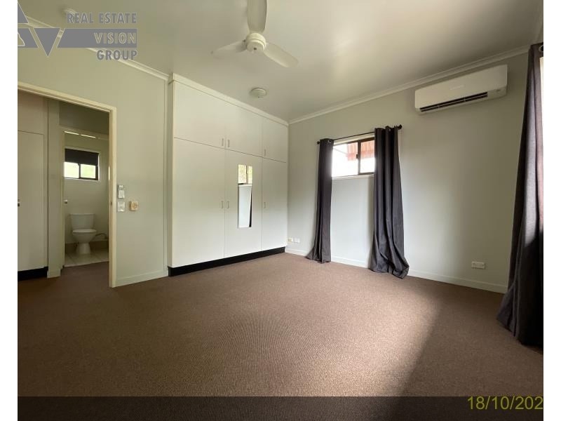 27 Walsh Ave, Blackwater QLD 4717