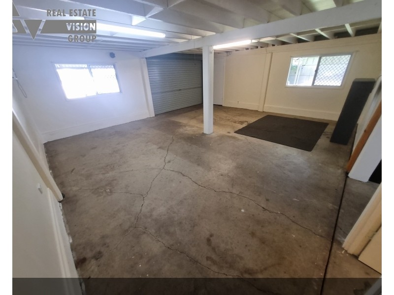 67 Arthur St, Blackwater QLD 4717