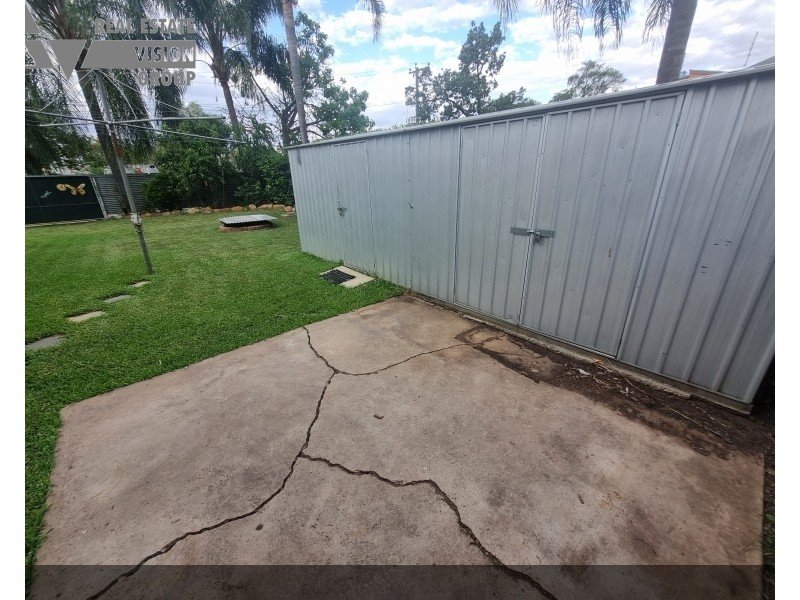 67 Arthur St, Blackwater QLD 4717