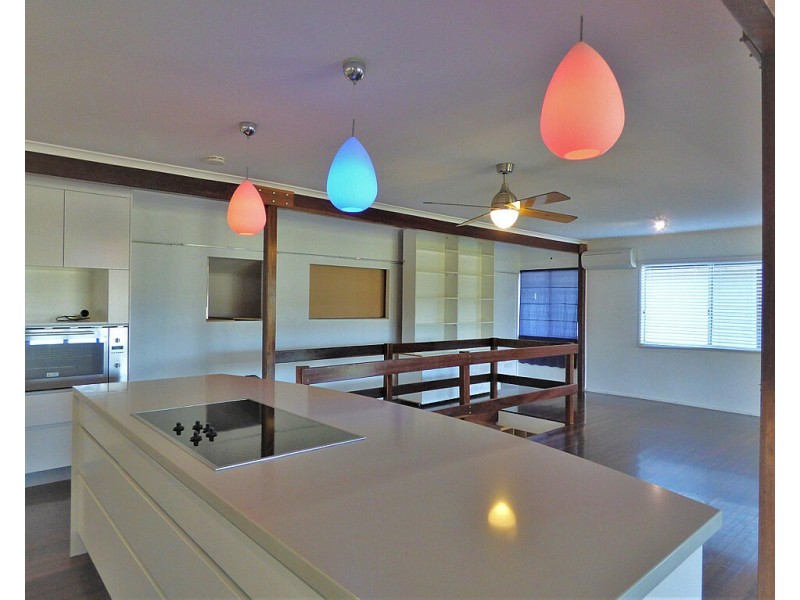 6 Simmons St, Airlie Beach QLD 4802