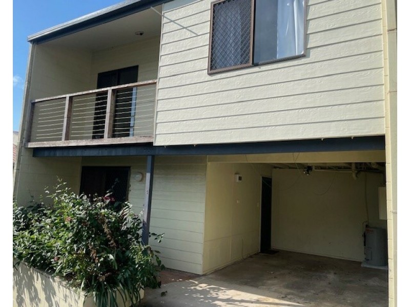 Unit 4/4 Border Dr, Cannonvale QLD 4802