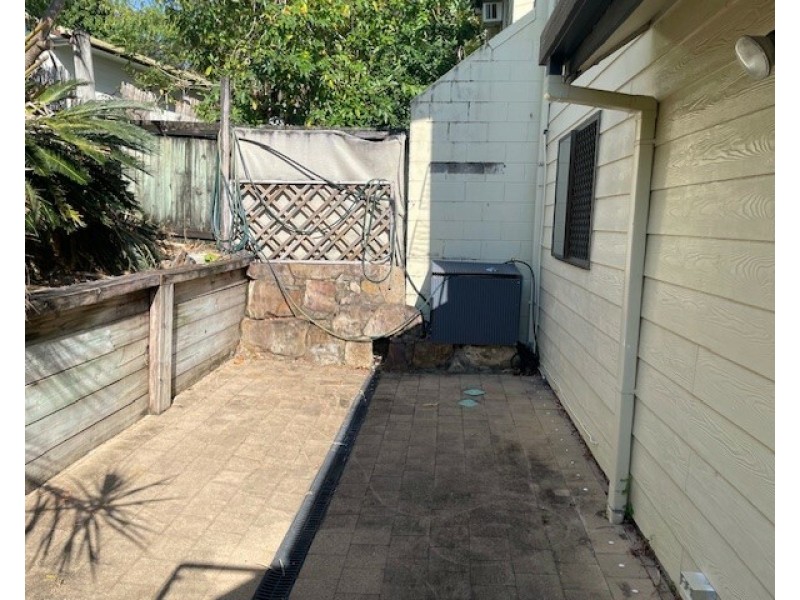 Unit 4/4 Border Dr, Cannonvale QLD 4802