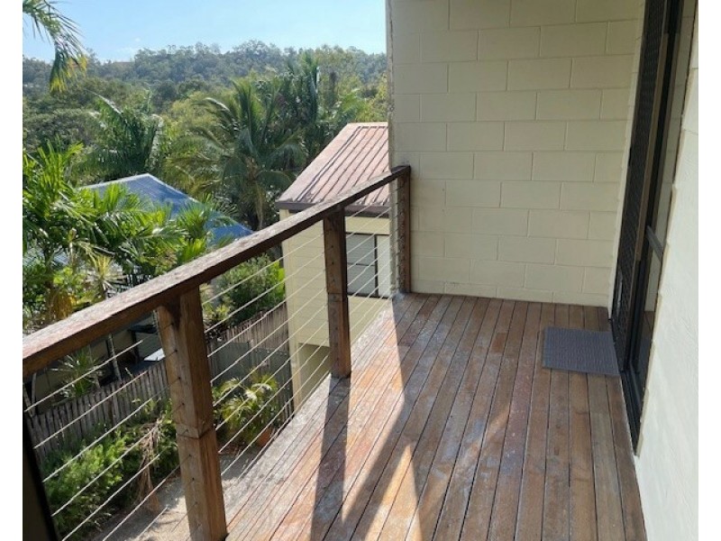 Unit 4/4 Border Dr, Cannonvale QLD 4802