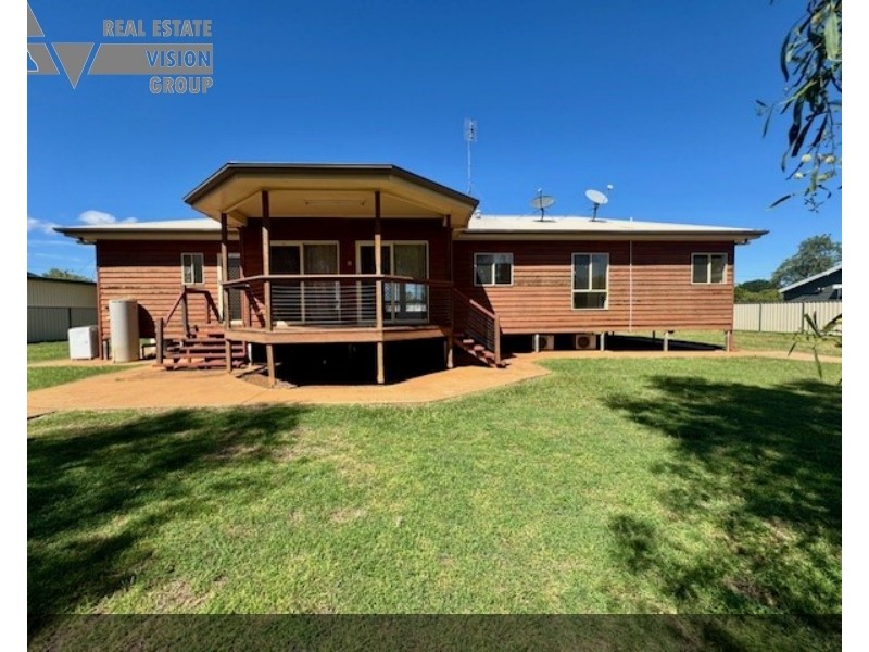 43 Shakespeare St, Comet QLD 4702