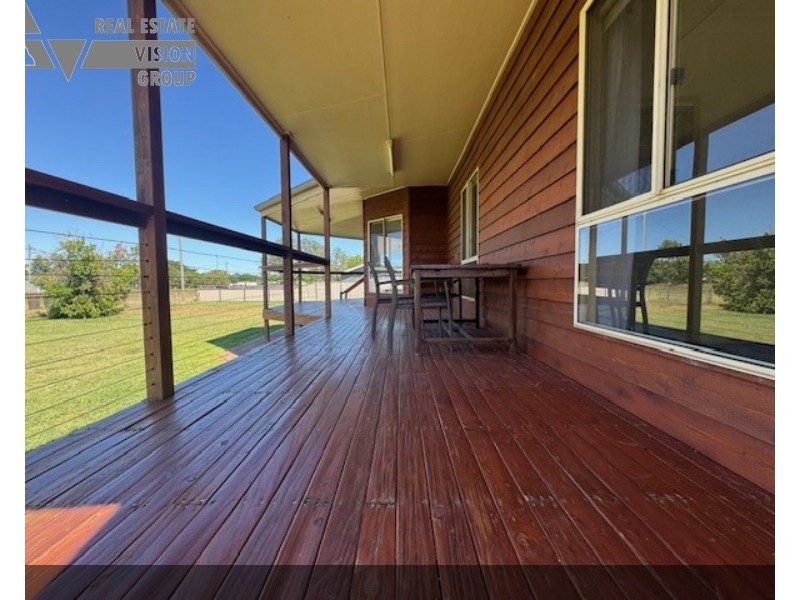 43 Shakespeare St, Comet QLD 4702