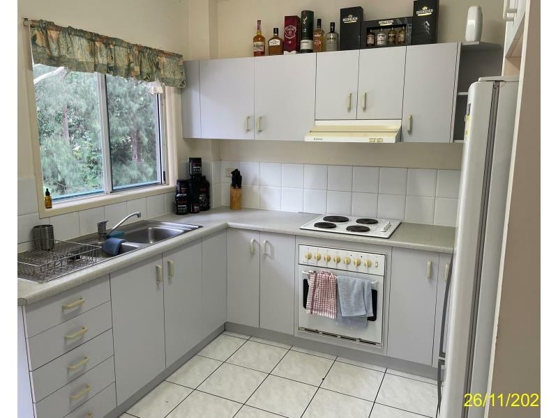 4b/10 Island Drive, Cannonvale QLD 4802