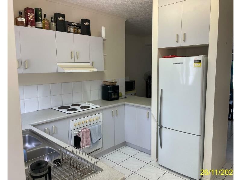 4b/10 Island Drive, Cannonvale QLD 4802