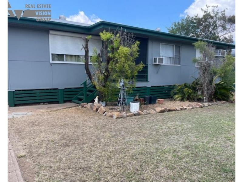 3 Mulga St, Blackwater QLD 4717