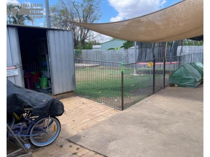 3 Mulga St, Blackwater QLD 4717