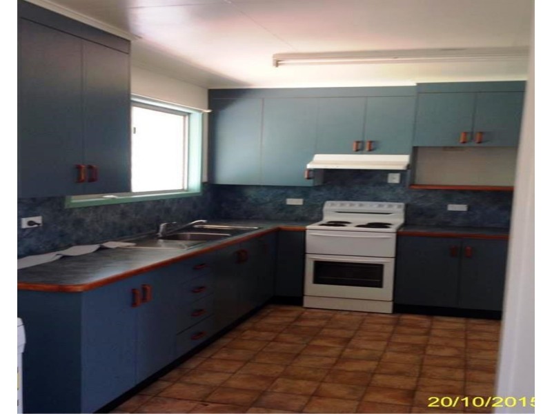 2 Myall Street, Blackwater QLD 4717