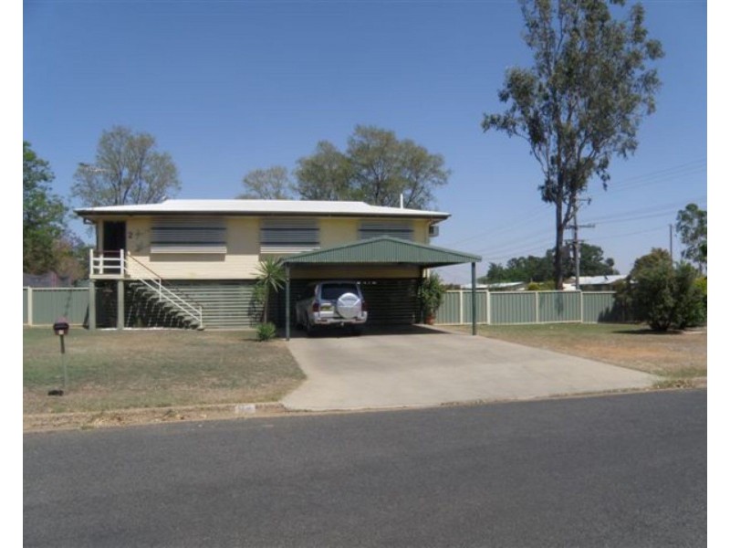 2 Myall Street, Blackwater QLD 4717
