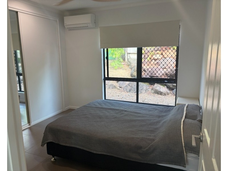 3 Dixon Pl, Cannonvale QLD 4802