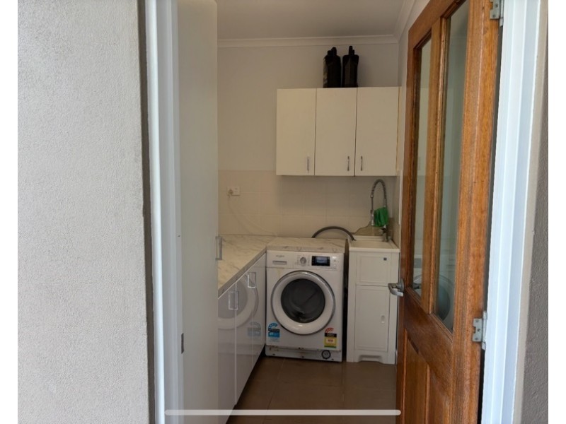 3 Dixon Pl, Cannonvale QLD 4802