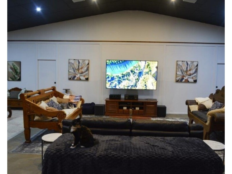 33 Acacia St, Blackwater QLD 4717