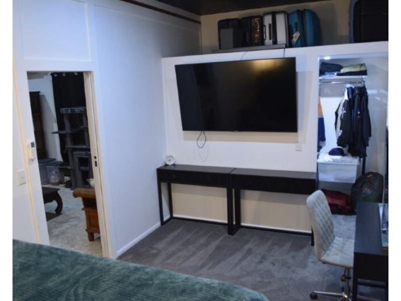 33 Acacia St, Blackwater QLD 4717