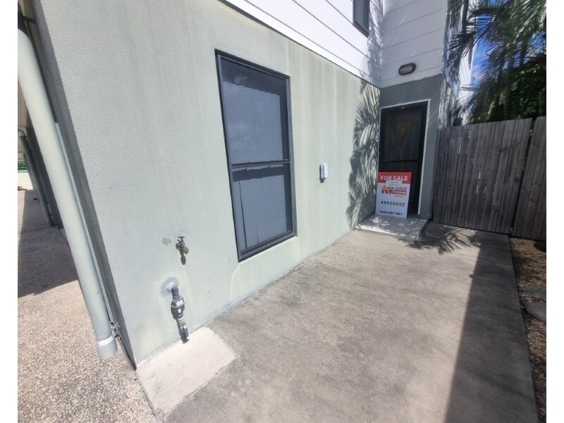 Unit 4/16 Bauman Way, Blackwater QLD 4717