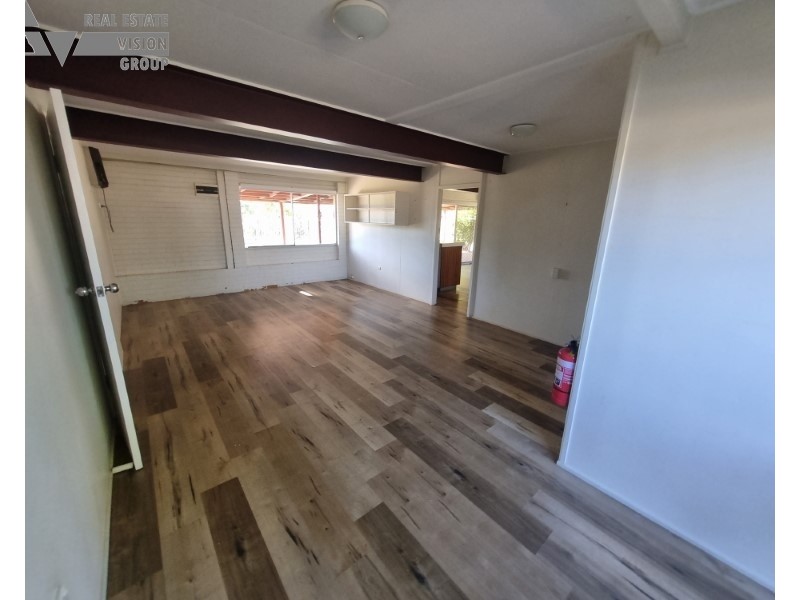 23 Bottletree Ave, Blackwater QLD 4717