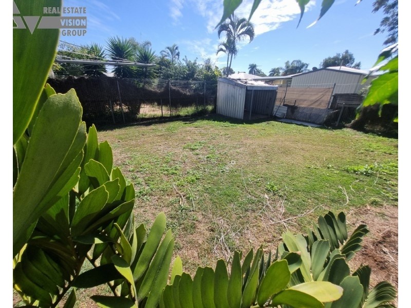 23 Bottletree Ave, Blackwater QLD 4717