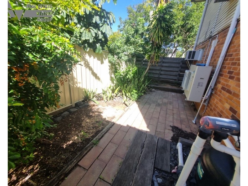 23 Bottletree Ave, Blackwater QLD 4717