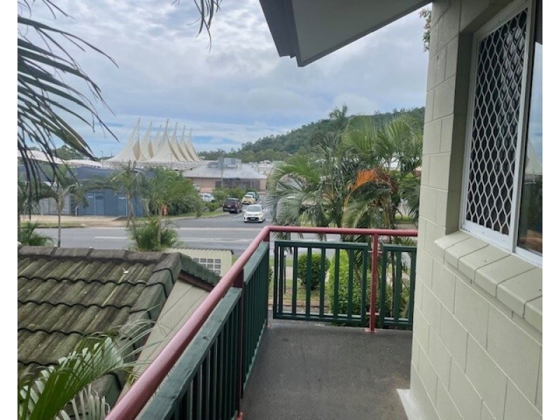 Unit 20/14 Island Drive, Cannonvale QLD 4802