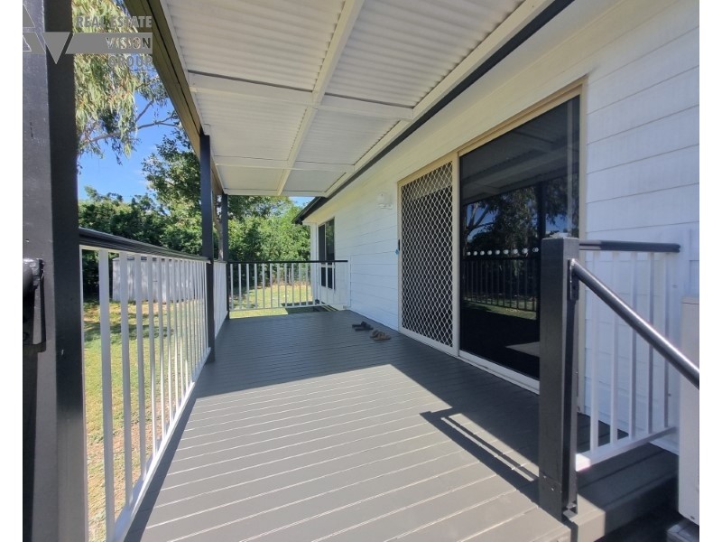 23 Boonery St, Blackwater QLD 4717