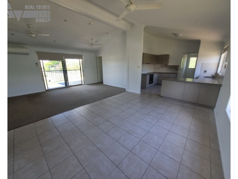 23 Boonery St, Blackwater QLD 4717