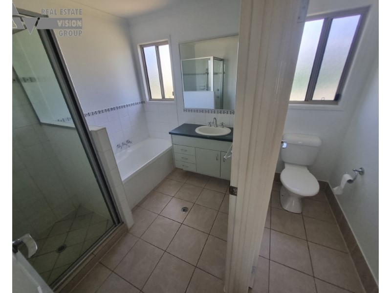 23 Boonery St, Blackwater QLD 4717