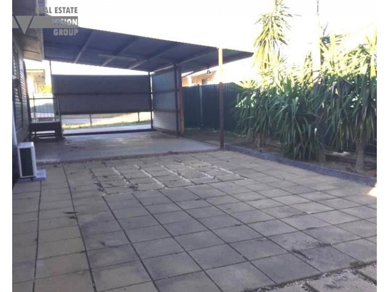 11 Columba Street, Blackwater QLD 4717