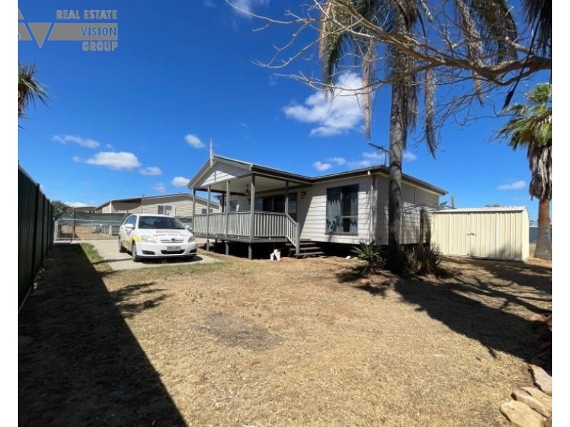 11 Columba Street, Blackwater QLD 4717