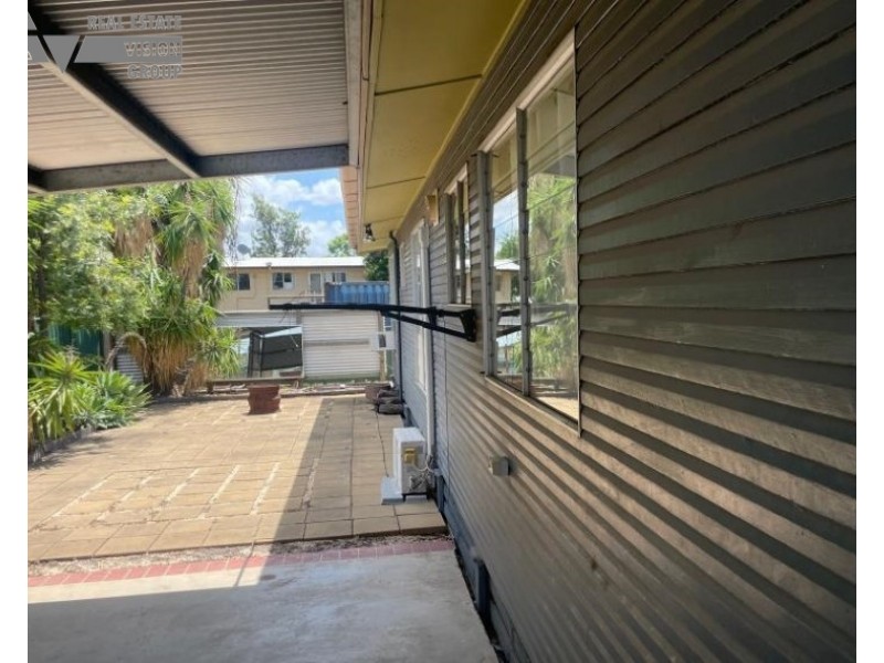 11 Columba Street, Blackwater QLD 4717