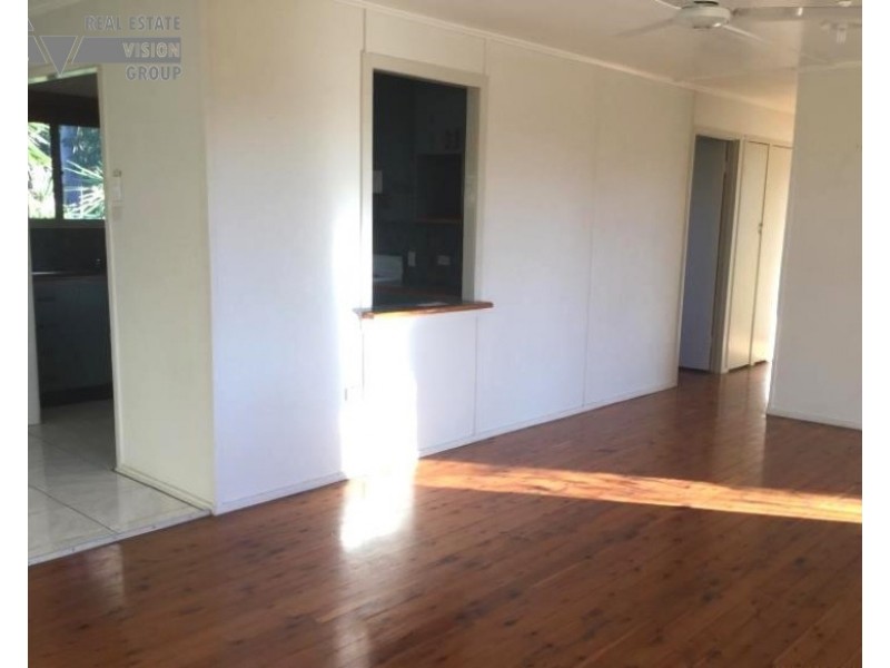 11 Columba Street, Blackwater QLD 4717