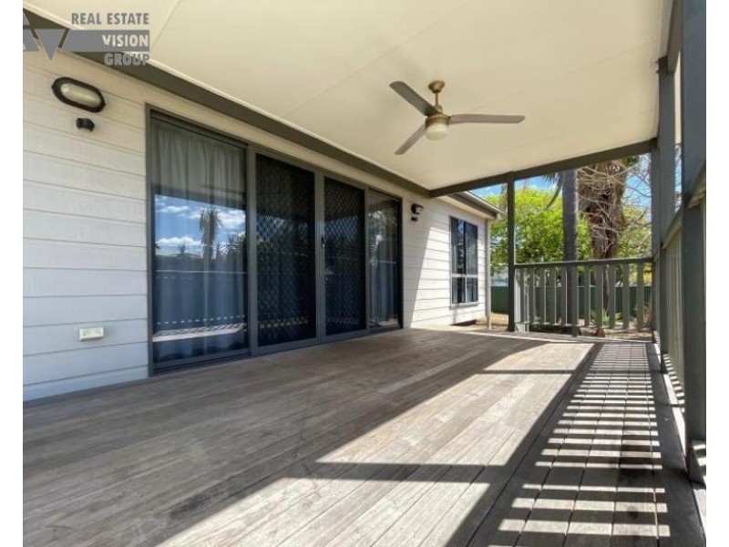 11 Columba Street, Blackwater QLD 4717