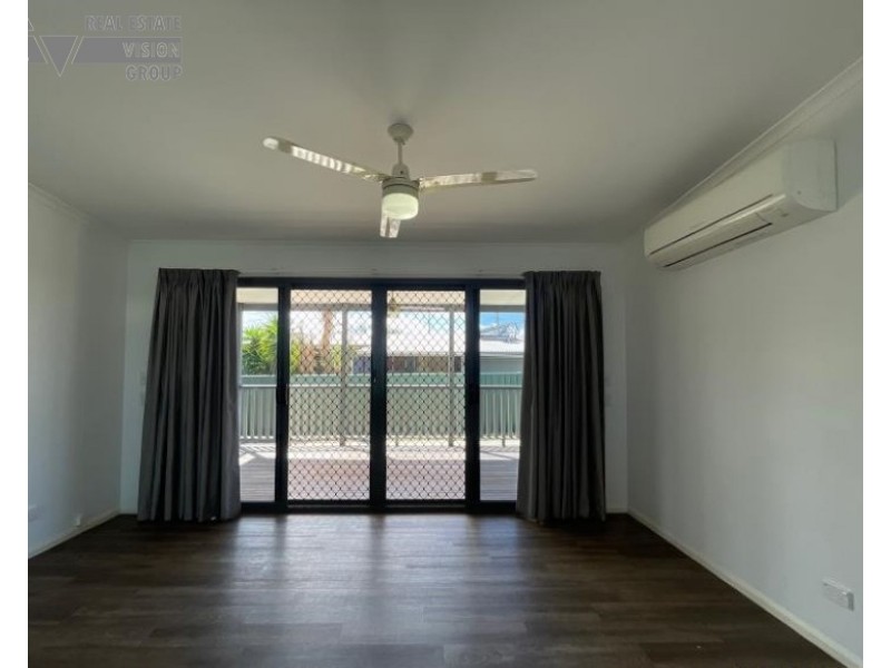 11 Columba Street, Blackwater QLD 4717