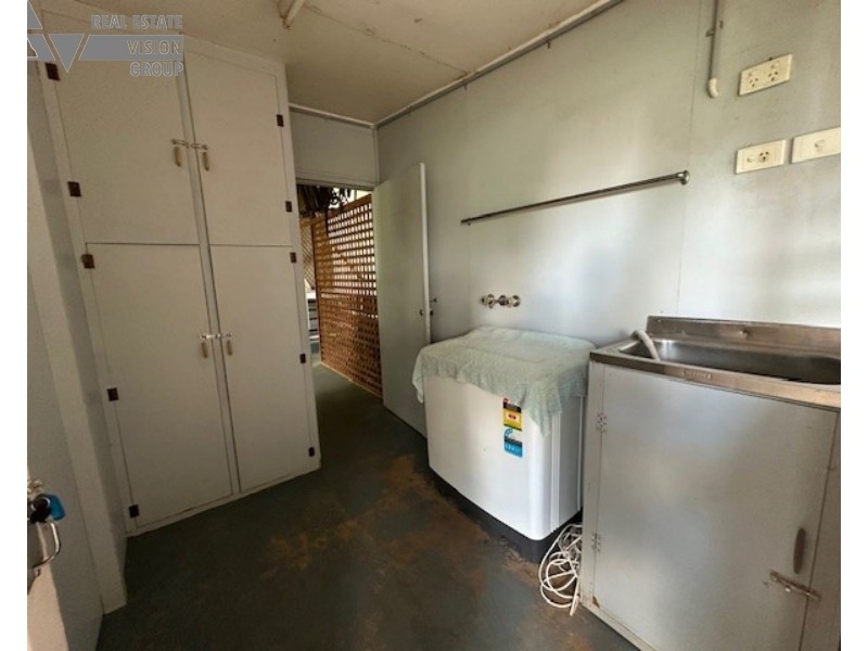 26 Willoughby Street, Willows QLD 4702