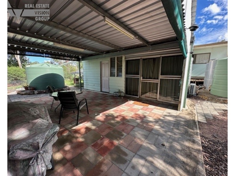 26 Willoughby Street, Willows QLD 4702