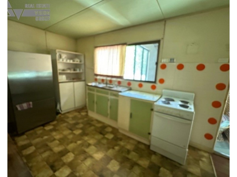 26 Willoughby Street, Willows QLD 4702